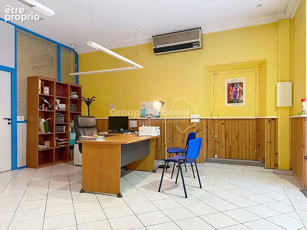 Local commercial Grasse 65 m2 - photo 2