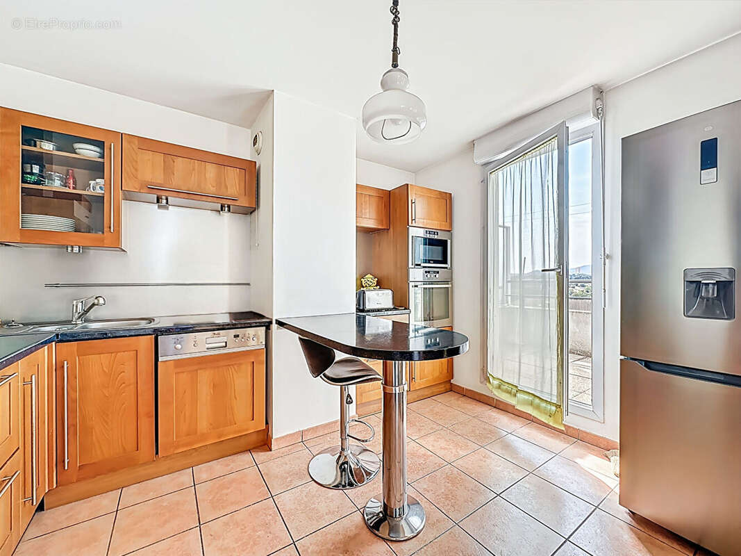 Appartement à MARSEILLE-13E