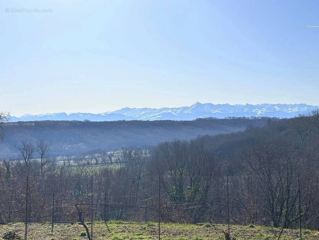 Maison à VIC-EN-BIGORRE