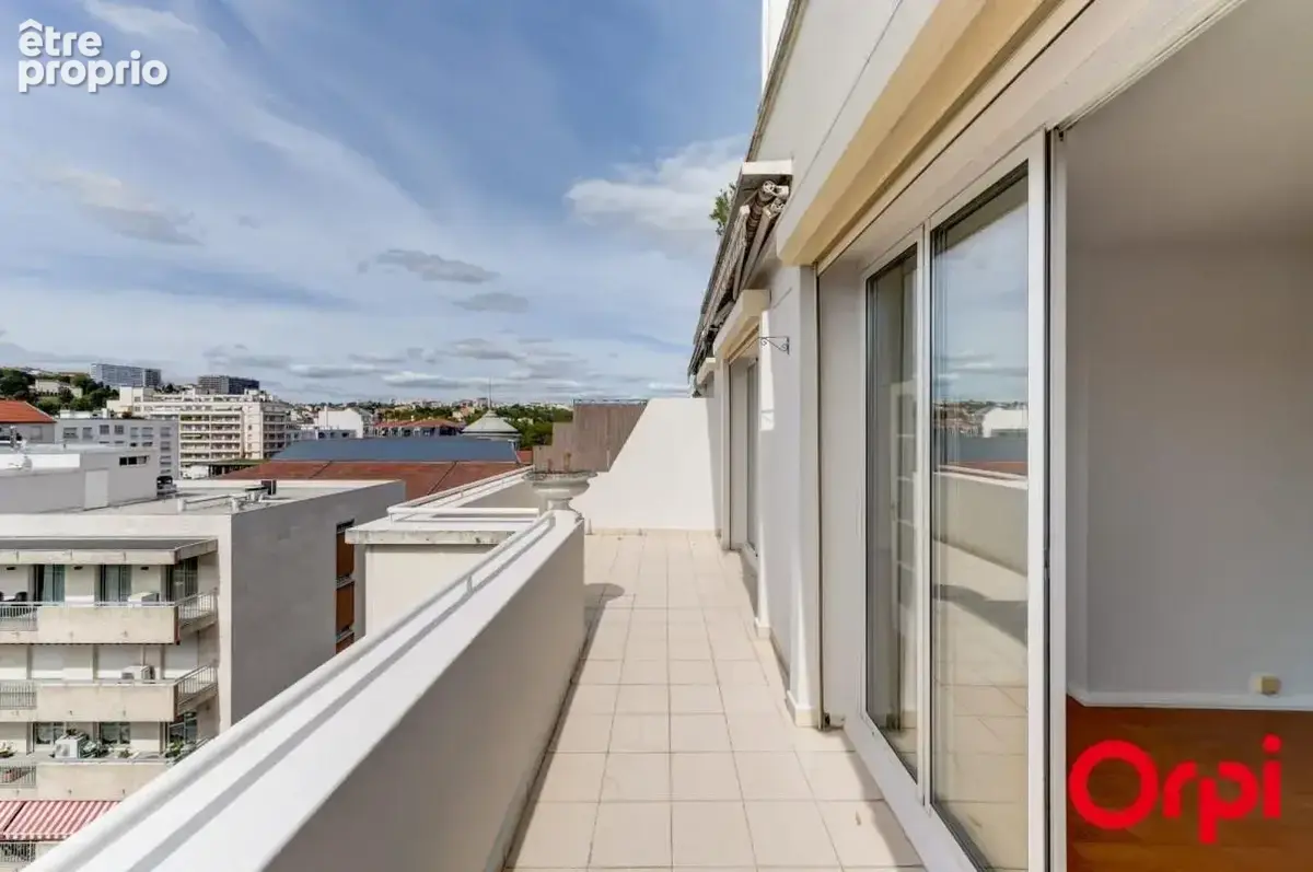 Appartement À Vendre T3 avec terrasse - photo 3