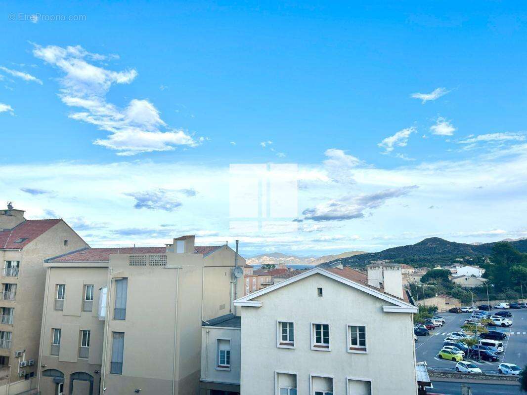 Appartement à L'ILE-ROUSSE