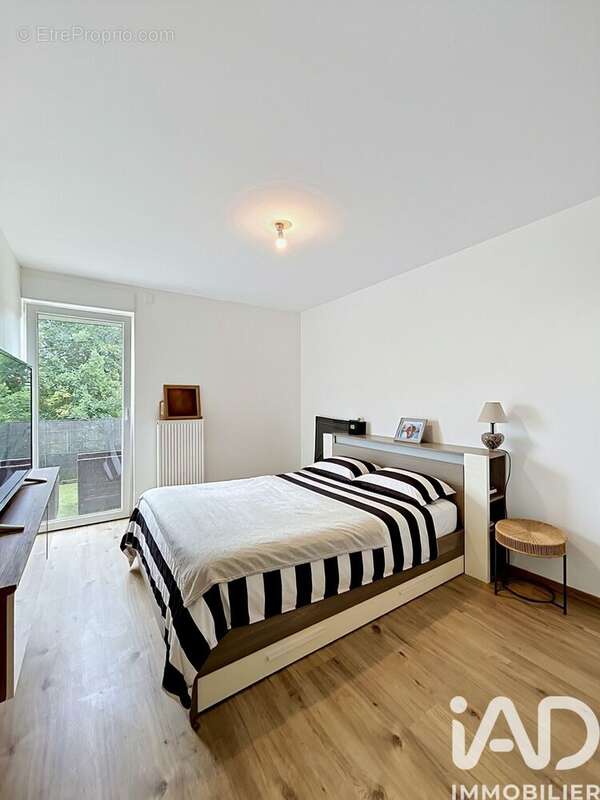 Photo 4 - Appartement à CUVRY