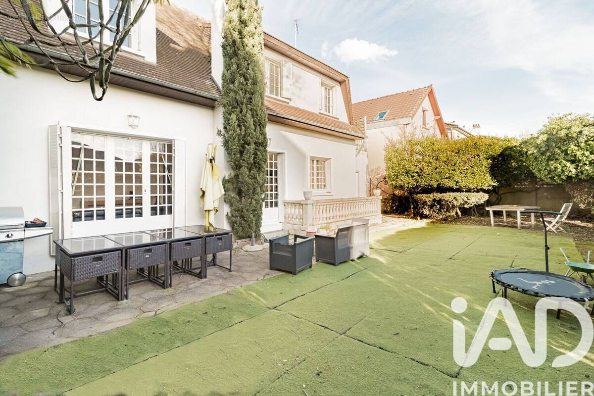 Photo 1 - Maison à MAISONS-ALFORT