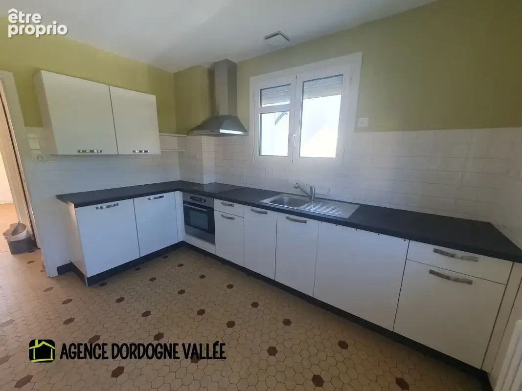 Agréable maison de bourg excellent état général - photo 4