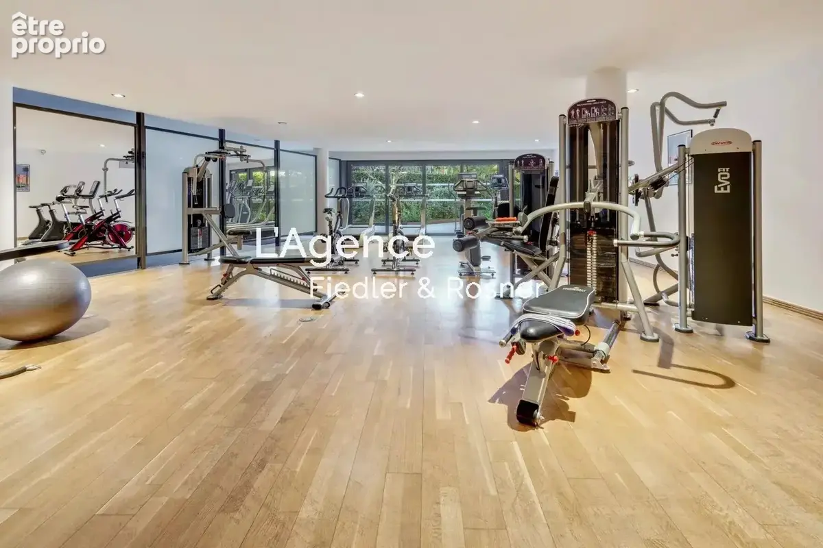 Ref 007 : saint-tropez centre - prestigieux penthouse - photo 26