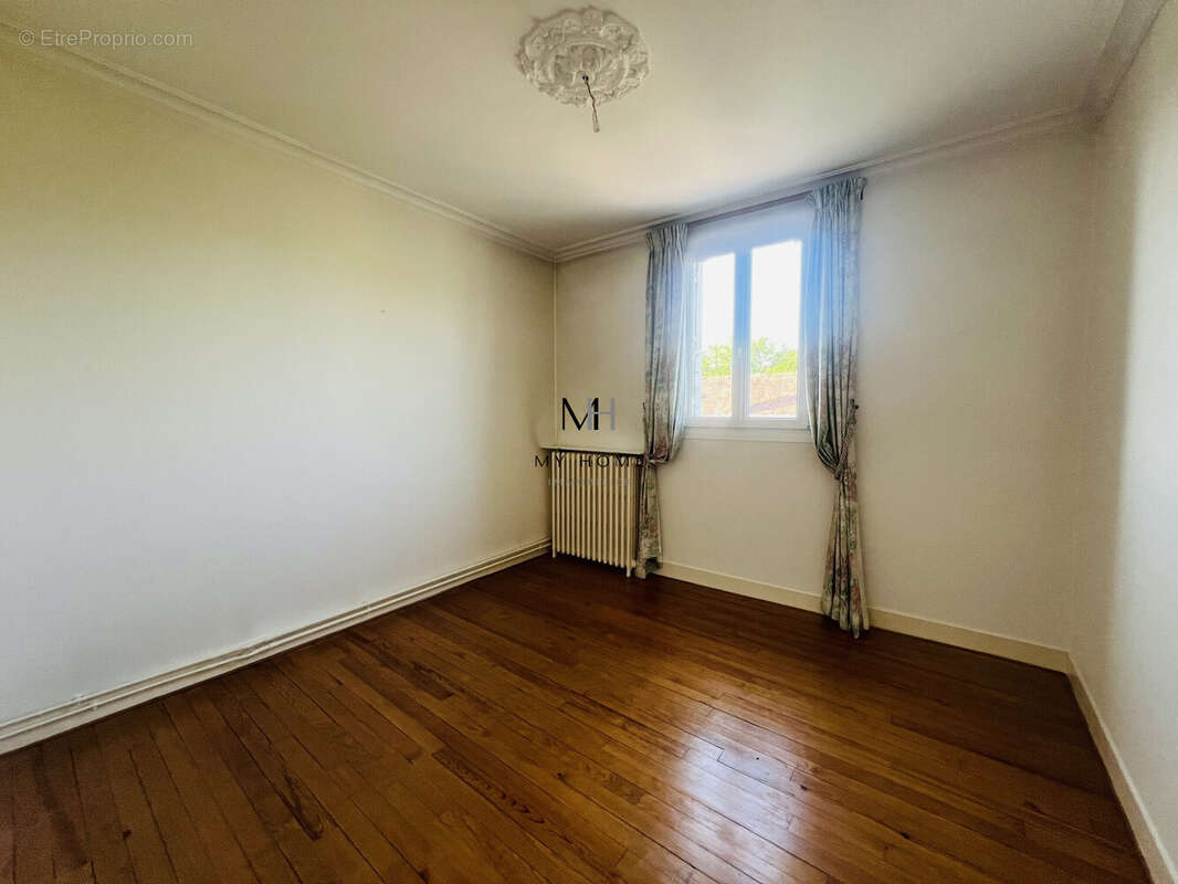 Maison 166 m² à Alencon  - photo 7