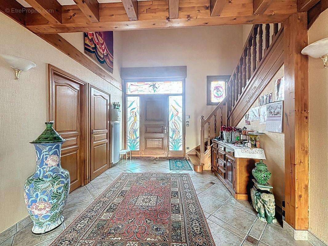 Maison à LA ROCHE-BLANCHE