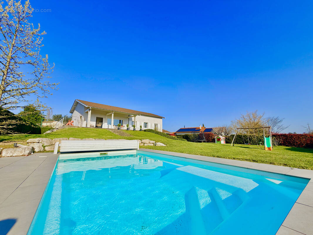 Maison à CHAZAY-D'AZERGUES