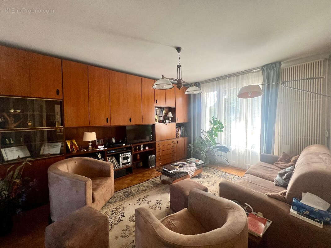 Maison à SARTROUVILLE