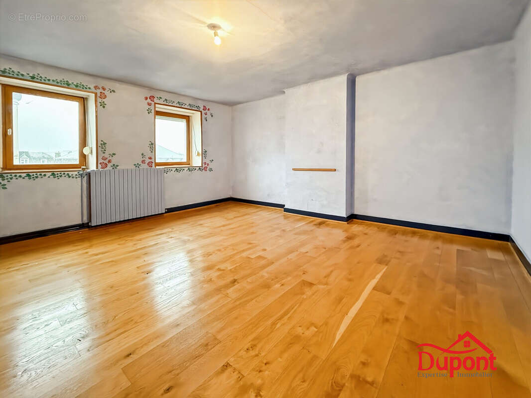 Appartement à GIVET