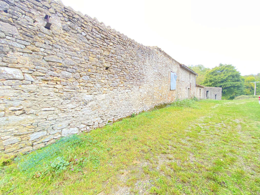 Maison à SAINT-POLYCARPE