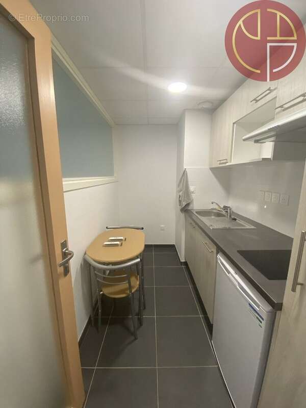 Commerce à SAINT-ORENS-DE-GAMEVILLE