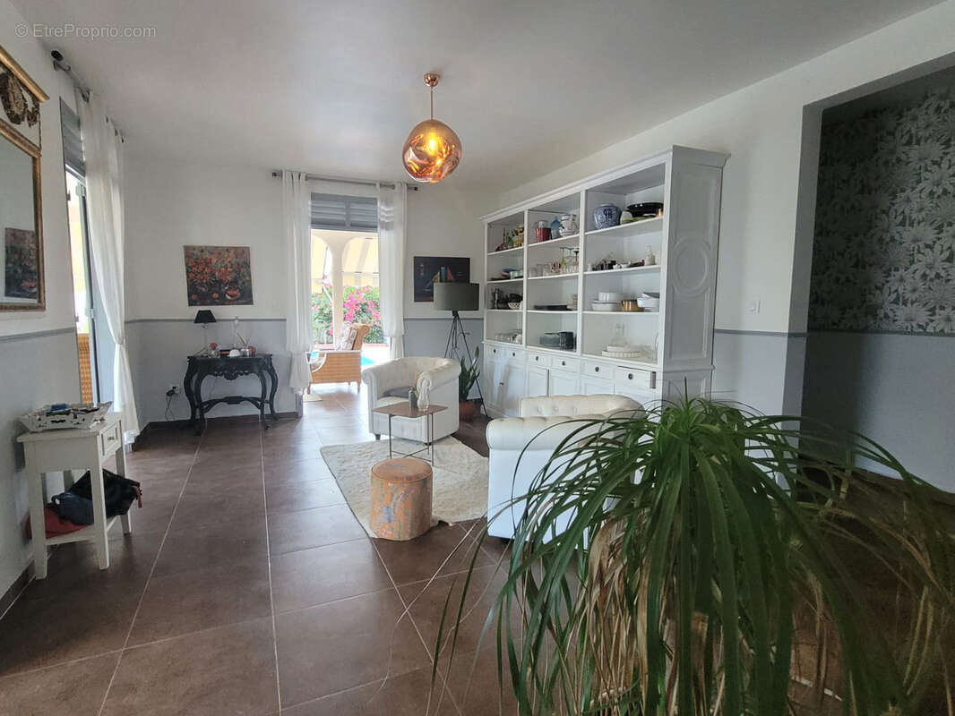 Maison à SAINTE-ANNE