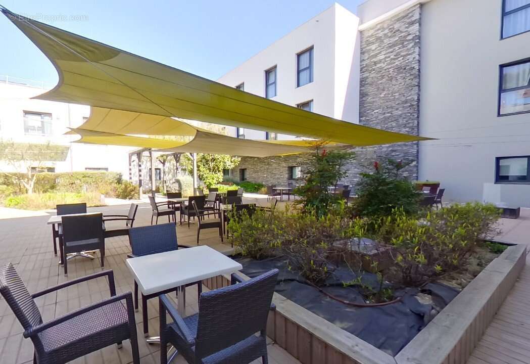INVESTISSEMENT LOCATIF  Marseille 10  Résidence EHPAD La Villa des Poètes - 6.01% de rentabilité - photo 12