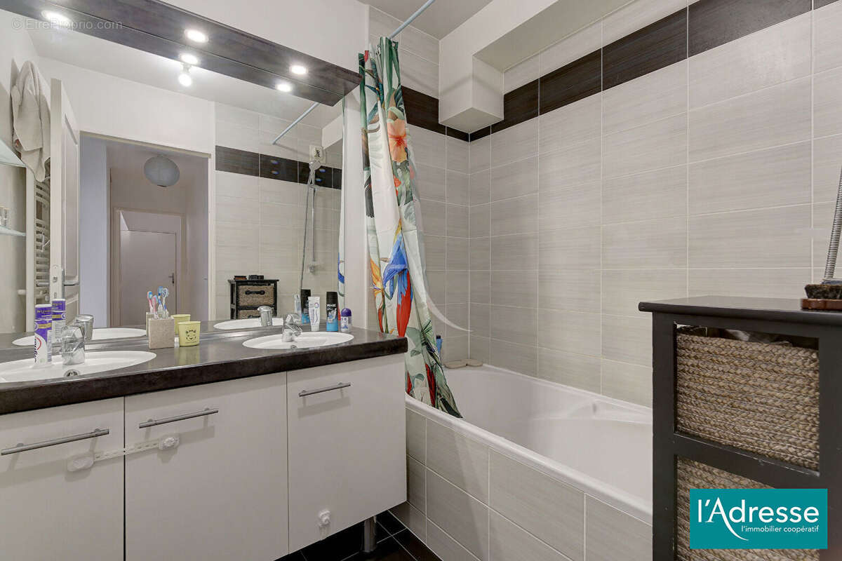 A vendre grand t3 - residence efferve'sens / secteur clemenceau-coutures - photo 8