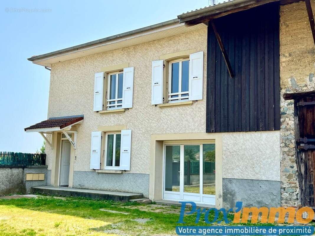 Maison à SAINT-BLAISE-DU-BUIS