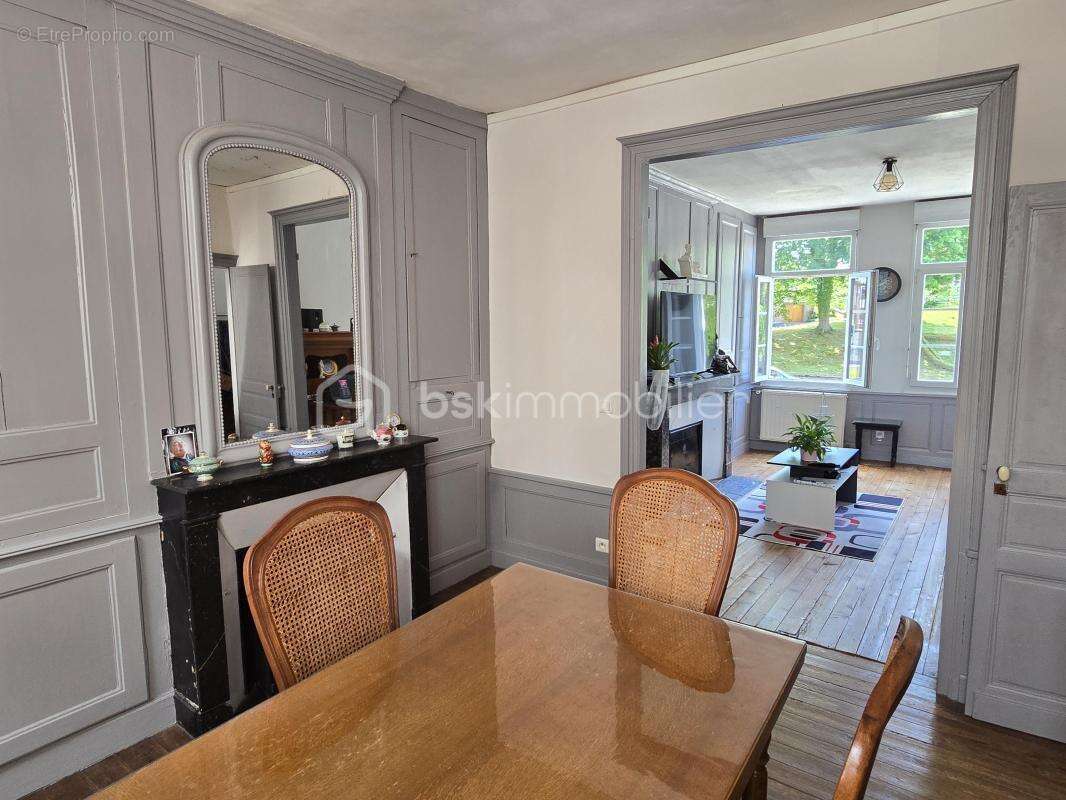 Maison à BRETEUIL