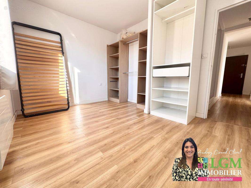 Appartement à LUNEL