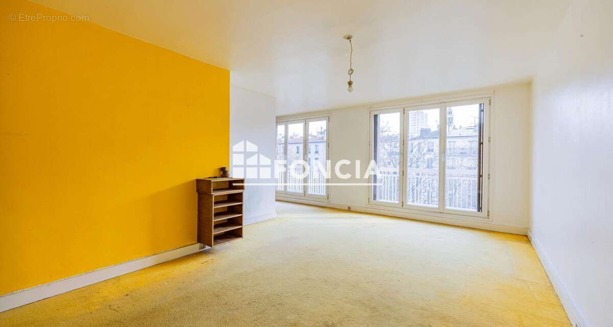 Appartement à PARIS-11E