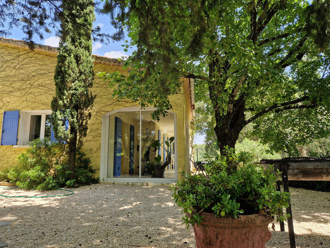 Maison à SAINT-JEAN-DU-PIN