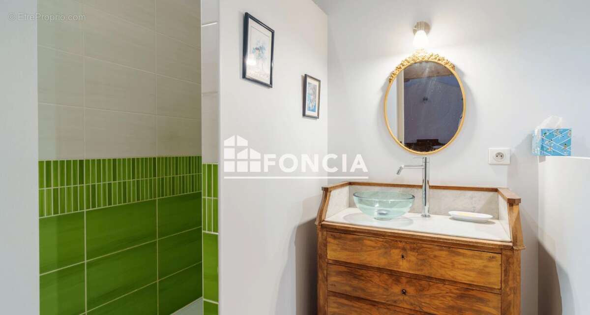 Maison à ORADOUR-SUR-GLANE