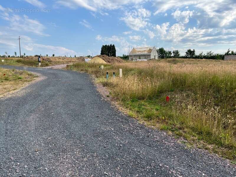 Terrain à vendre de 935,00 m² BONNEMAISON (14) - photo 4