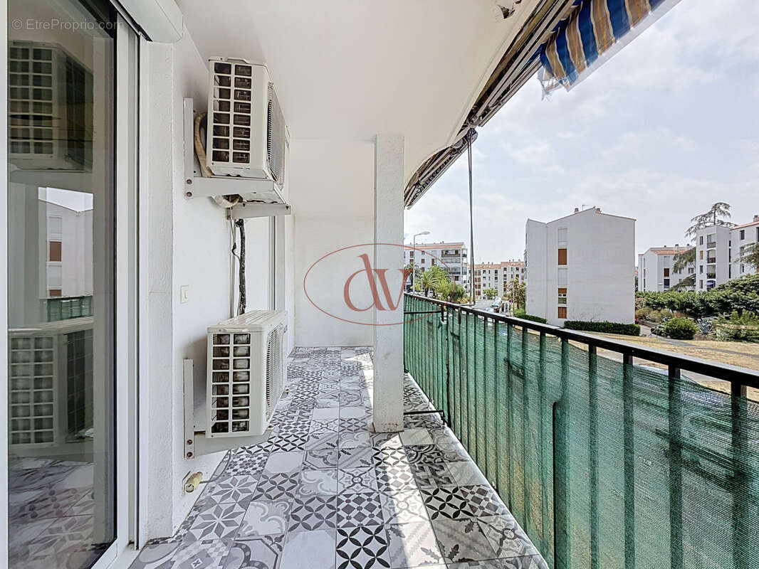 Appartement 4 pièces rénové de 83 m2   Grand balcon   Cave   Climatisation   Moulin à Vent - photo 12
