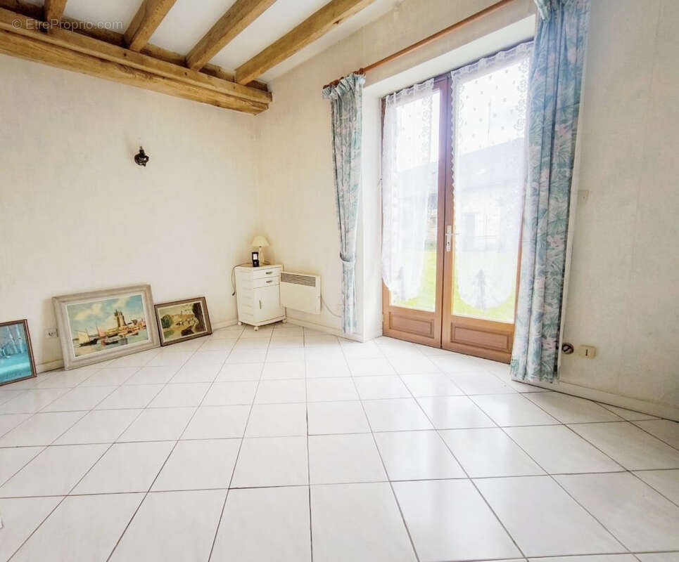 Maison à AULNAY-LA-RIVIERE