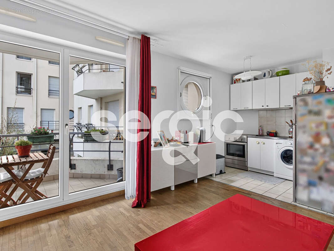 Appartement à ISSY-LES-MOULINEAUX