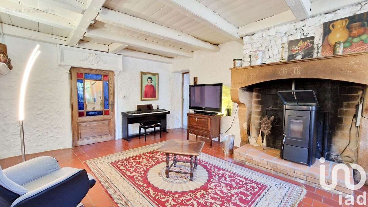 Maison 266 m² à Ville-Sur-Yron  - photo 4