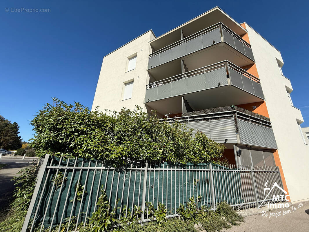 Appartement à BRON