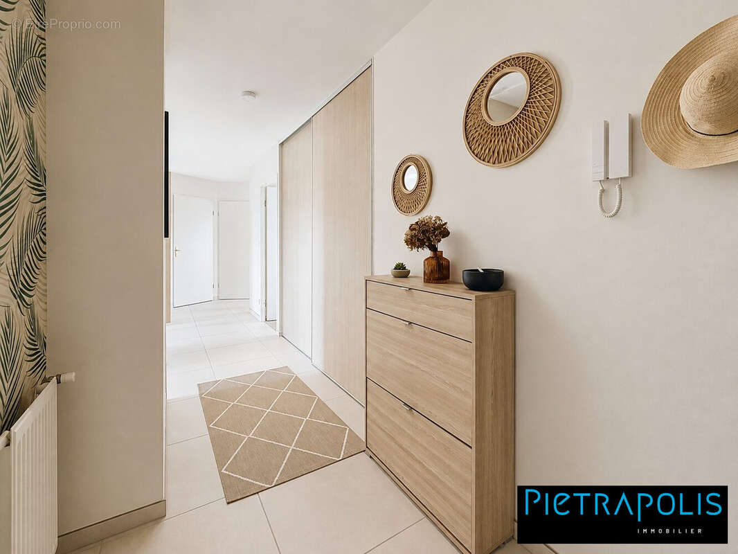 Appartement 87 m² à Villefranche-Sur-Saone  - photo 2