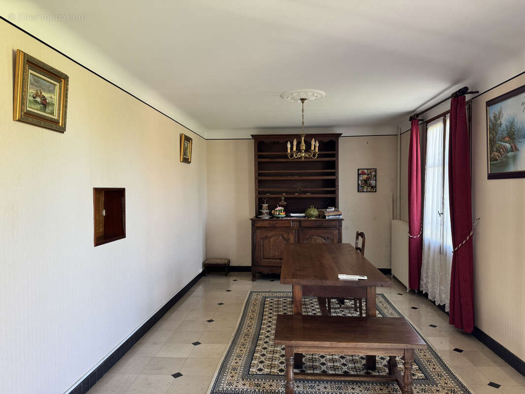 Maison à CORBIGNY