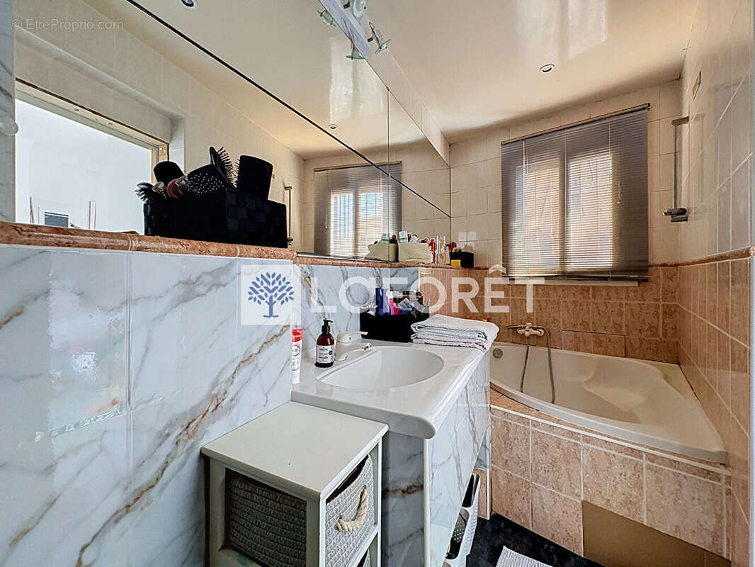 Appartement à BEAUSOLEIL