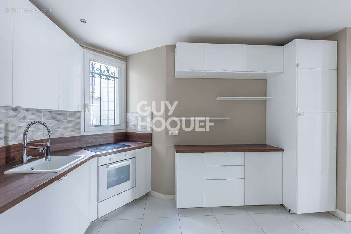 Appartement à PARIS-12E