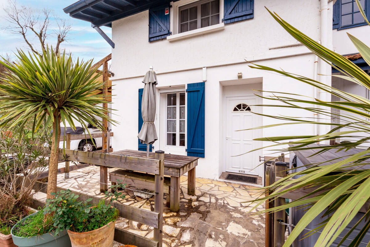 Appartement à URRUGNE