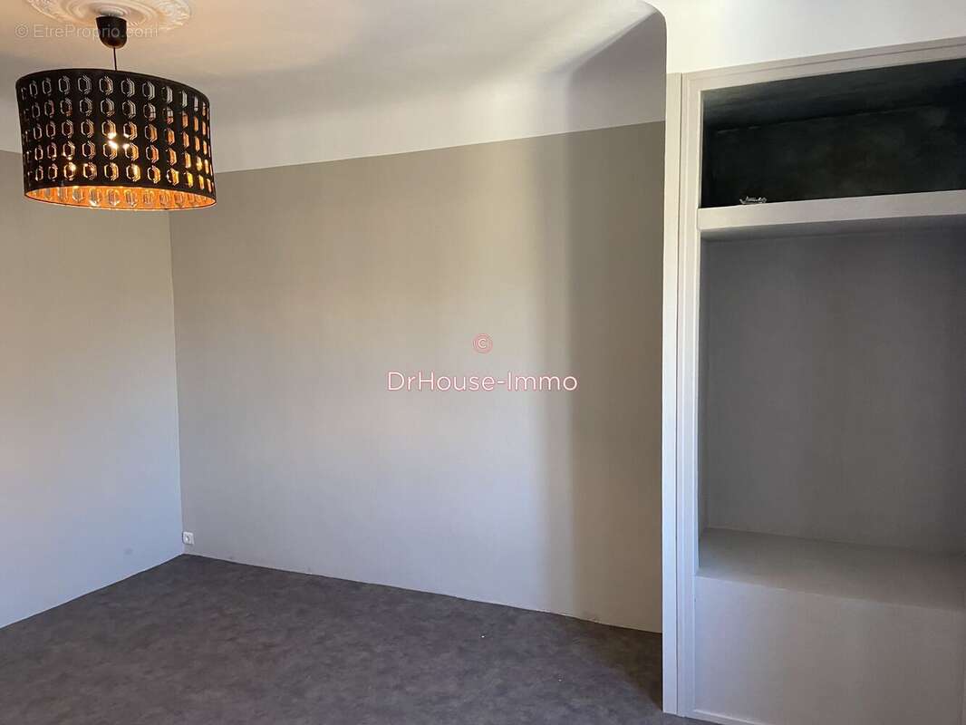 Appartement 198 m² à Bagnols-Sur-Ceze  - photo 37