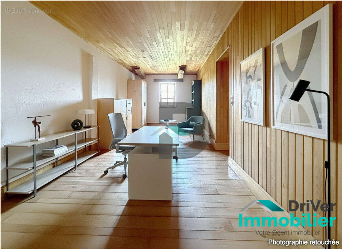 Maison 220 m² à Castelnau-Barbarens  - photo 7