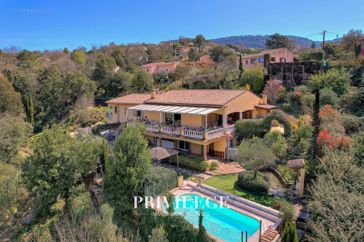 Maison à LES ADRETS-DE-L'ESTEREL