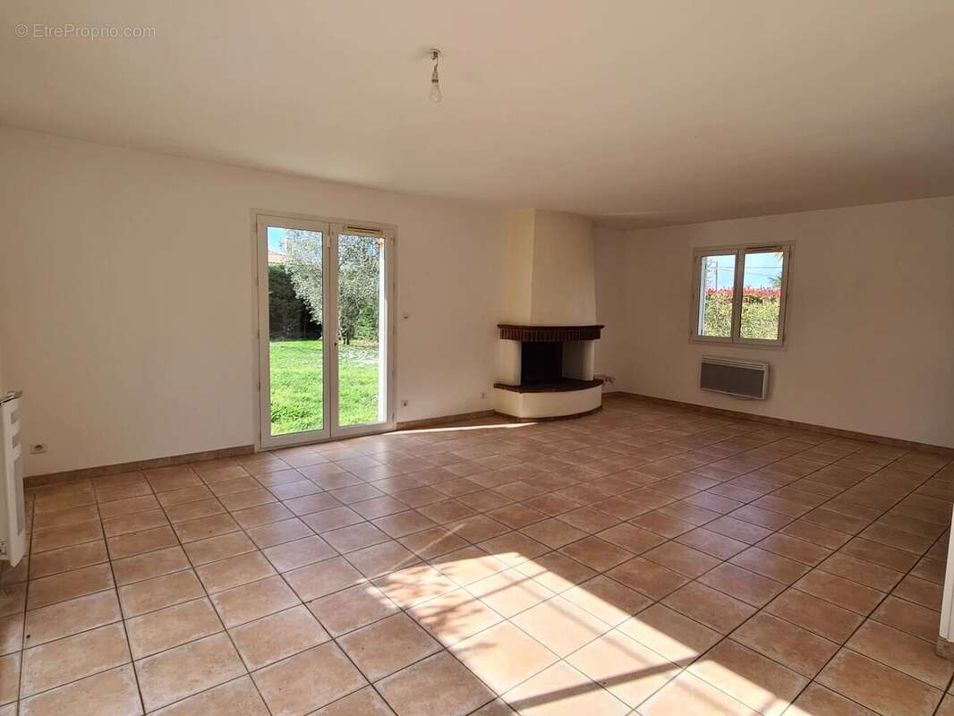 Maison à SAINT-GENIES-BELLEVUE