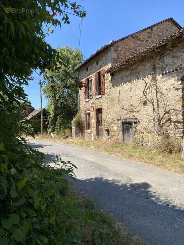 Maison 90 m² à Neuvic-Entier  - photo 6