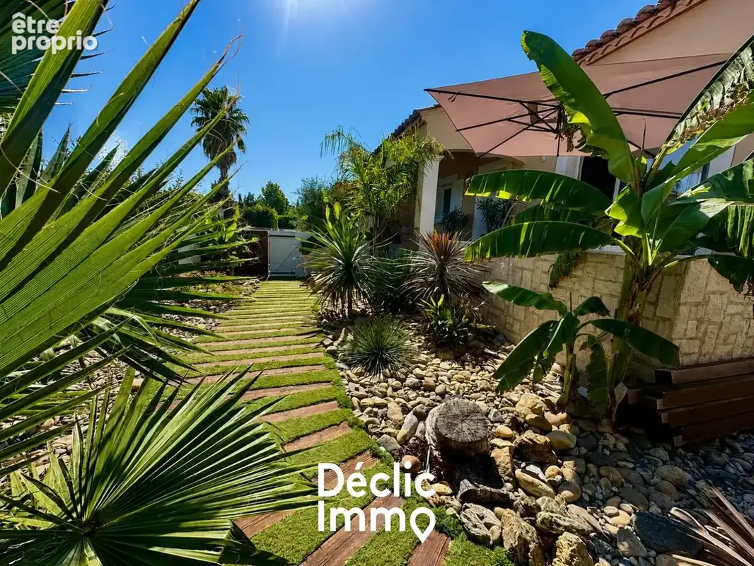 Un véritable cocon avec piscine et jardin paysager - photo 4