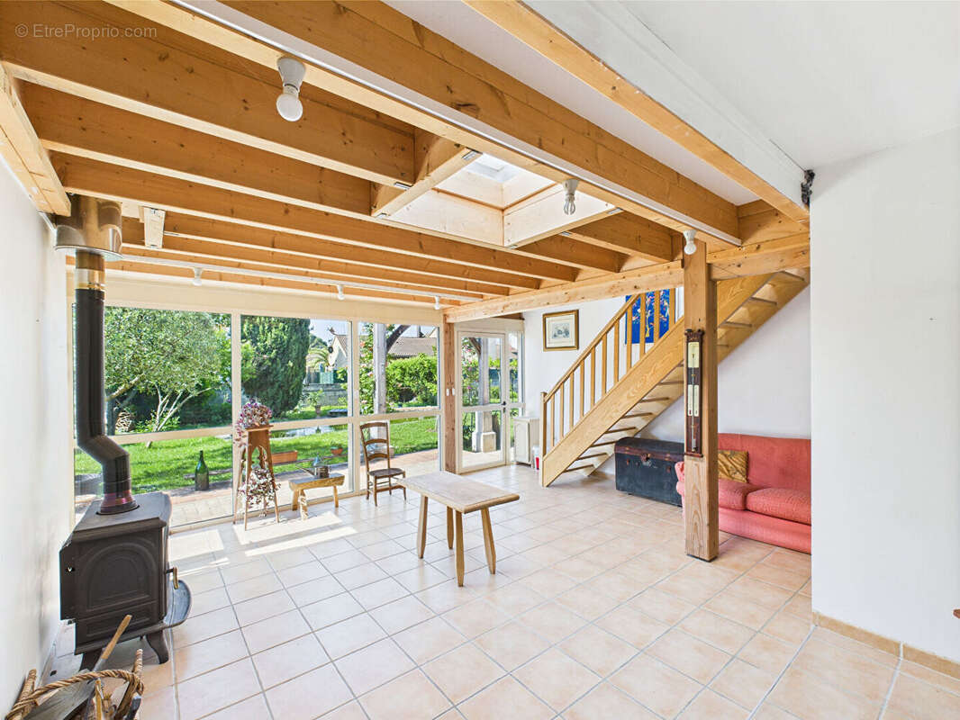 Maison à LIVRON-SUR-DROME