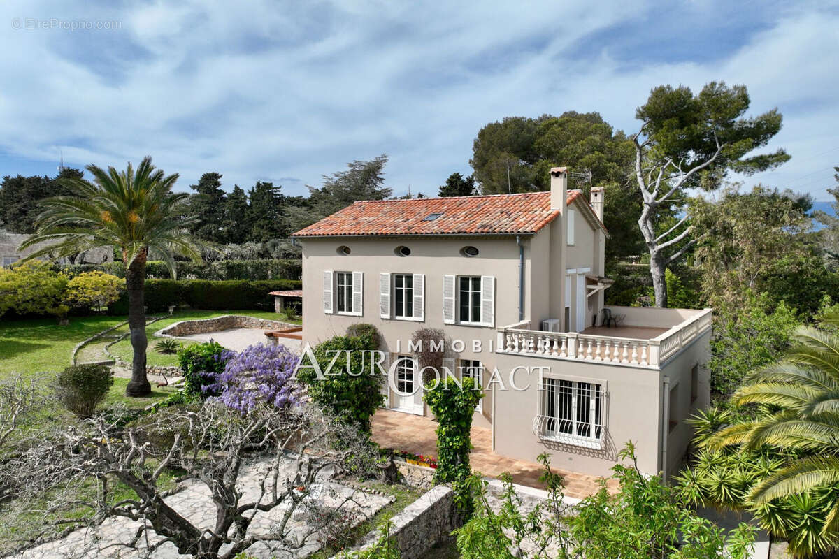Maison à MOUGINS