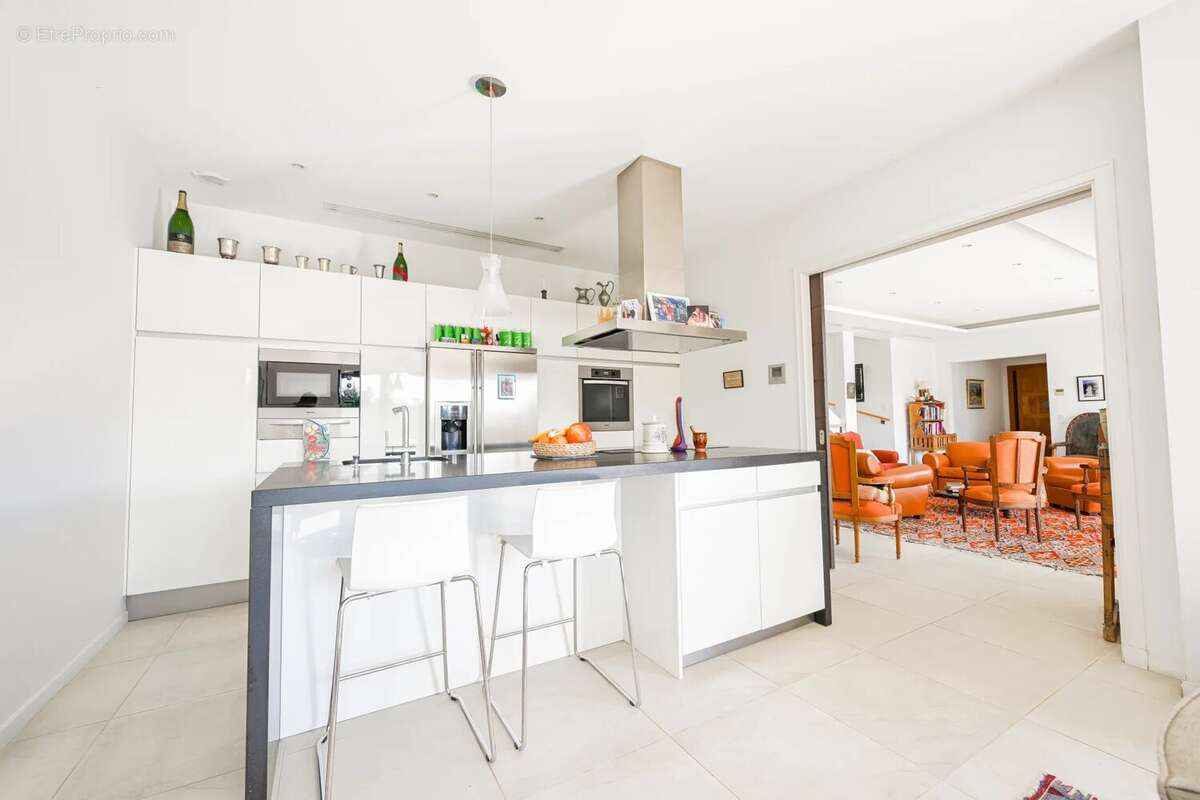 Maison à MOUGINS