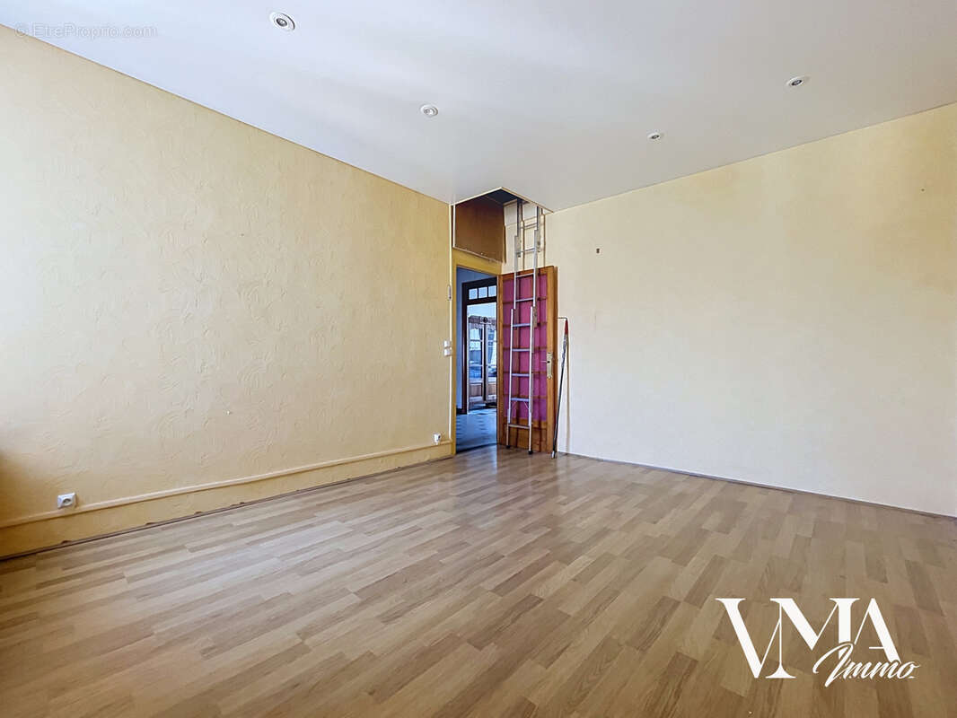 Appartement à LYON-8E