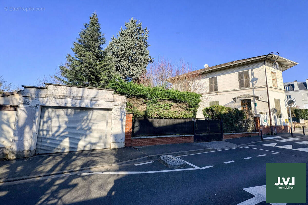 Maison à MONTMORENCY