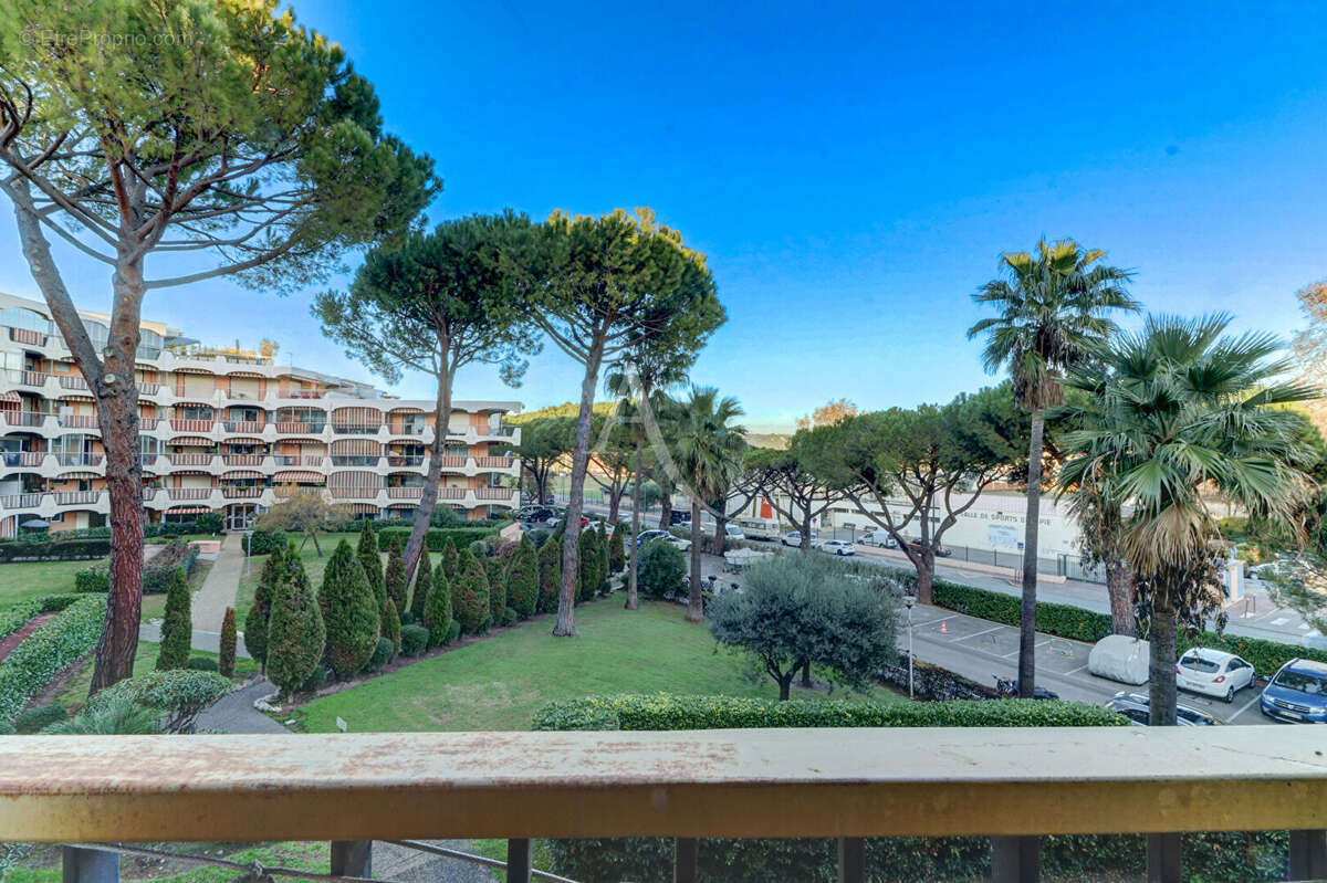 Appartement à MANDELIEU-LA-NAPOULE