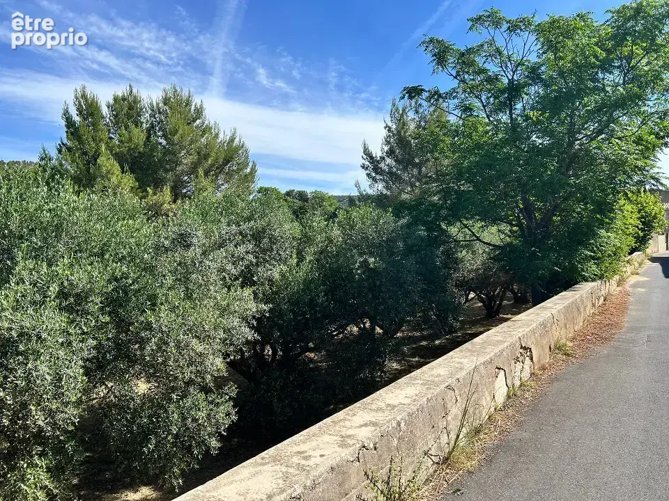 Terrain à SAINT-JEAN-DE-FOS