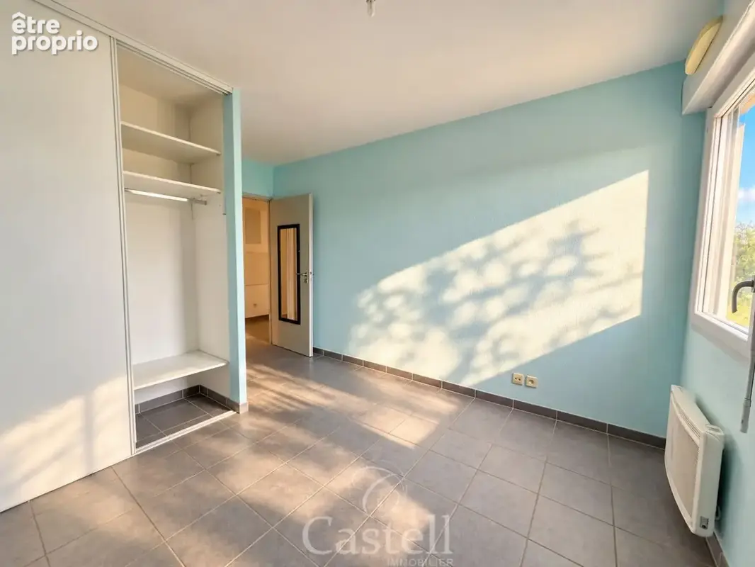 *** Appartement 2 pièces, terrasse et parking privé *** - photo 5